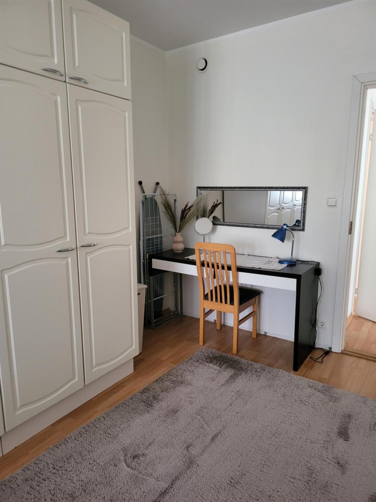 Long Holiday Apartment Kuressaare Exterior photo